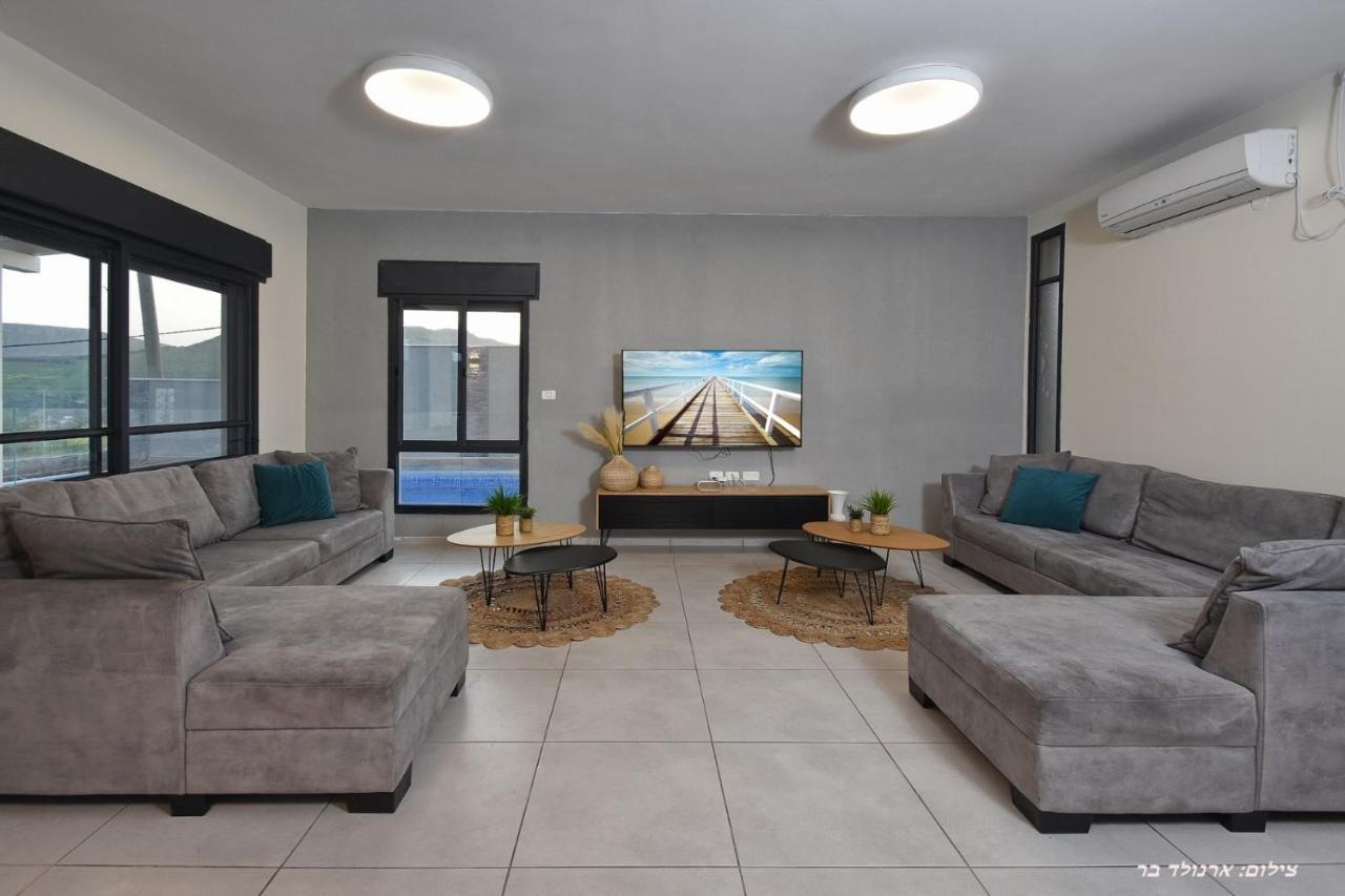 וילה מגדלא Villa Екстериор снимка