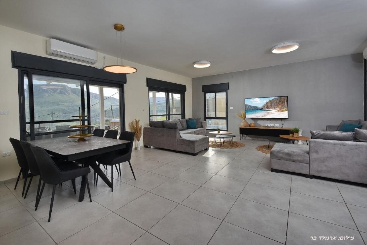 וילה מגדלא Villa Екстериор снимка