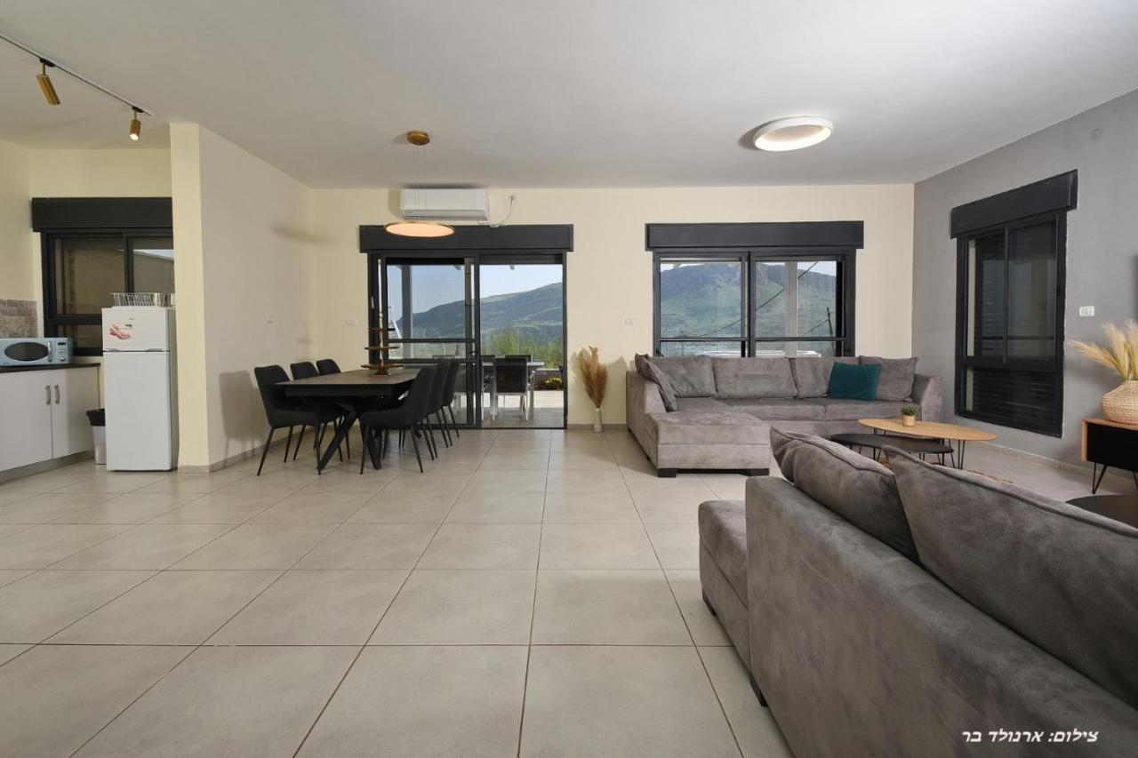 וילה מגדלא Villa Екстериор снимка