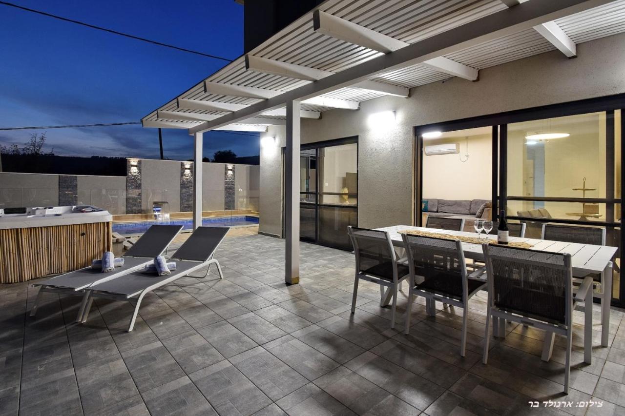 וילה מגדלא Villa Екстериор снимка